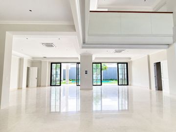 Dijual Rumah Mewah Luas Baru Renov Ada Swimming Pool Lokasi Strategis Dekat Lippo Mall Kemang di Kemang Jaksel Oc 18611