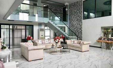Luxury Fully Furnished 6BR Mansion with 3-Car Garage for Sale in South Forbes Phuket Mansion, Cavite