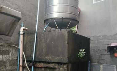 3-STOREY BUILDING MEYCUAYAN BULACAN WITH 3 DOORS APARTMENT AND OLD HOUSE FOR SALE