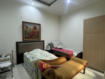 Dijual Rumah 2 Lantai di Tomang Jakarta Barat