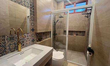 House and Lot For Sale in Tropical Greens Subd in Tagaytay City-MC