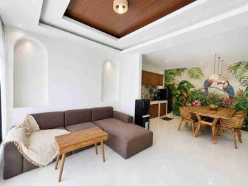 RUMAH MODERN MEWAH DI PANTAI SABA