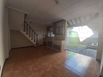 Rumah Bagus Siap Huni di Solo Baru