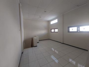 Rumah Bagus Siap Huni di Solo Baru