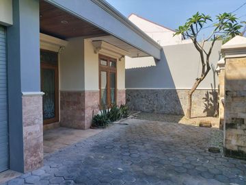 Rumah Bagus Siap Huni di Solo Baru