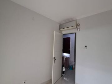 DISEWAKAN RUMAH CARILLO DI GADING SERPONG, HARGA MURAH