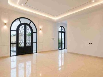 Jual rumah private pool siap huni dekat TB simatupang Jakarta Selatan