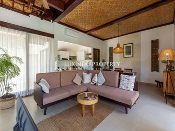 DISEWAKAN JANGKA PANJANG VILLA DENGAN 2 KAMAR TIDUR DI SAYAN