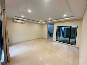 Dijual Rumah Rapi Mozart Symphonia Summarecon Gading Serpong Murah