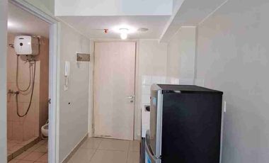 disewakan studio furnish di apartemen the Springlake Summarecon Bekasi