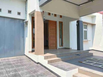 DiJual Rumah LUX
