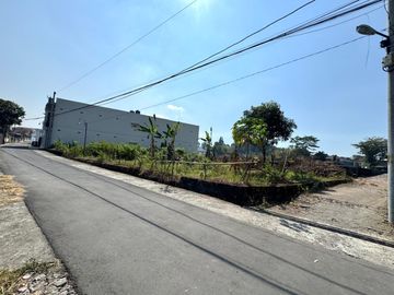 SHMP Siap Bangun, Dekat Kampus UII Jogja, Posisi Hook