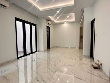 Hunian Eksklusif untuk Keluarga Modern Rumah 3+1 Kamar Tidur di Matera Avenue