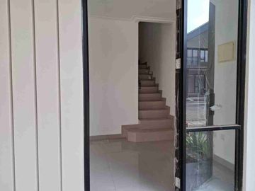 rumah millenial georgia pik 2