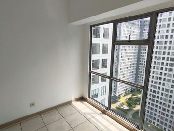 JUAL RUGI, APARTERMEN DI M-TOWN RESIDANCE GADING SERPONG TOWER BRYAN, 2 BR KOSONGAN