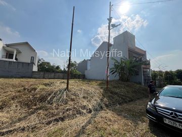 Dijual Tanah Kavling Siap Bangun di Cluster The Holly, Grand Sentul – Bogor