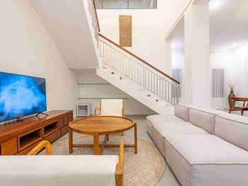 Villa close to Batubolong Beach Canggu Bali