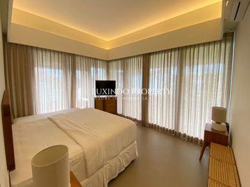 DISEWAKAN BULANAN VILLA DENGAN 4 KAMAR TIDUR DI TIBUBENENG