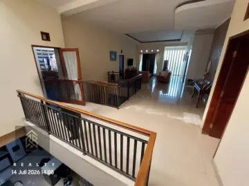 Dijual Rumah Mewah di Mitra Dago Antapani Dekat Arcamanik Kota Bandung Lingkungan Aman Nyaman Harga Terjangkau