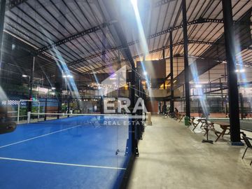 Dijual Lapangan Padel Ekslusif Plus Bisnis Cafe Aktif Di Bekasi
