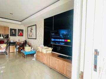 Dijual Rumah Besar Hoek Dalam Cluster Grand Galaxy City Bekasi