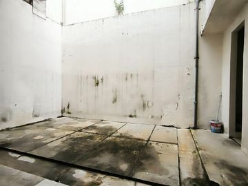 Rumah Margorejo Indah Hadap Selatan Row Jalan 3 Mobil Longgar