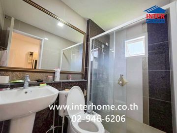 Two-story detached house, 43 sq.wah, Neo Home Ratthanathibet-Ratchaphruek Village, near Central Westgate, located on Bang Kruai-Sai Noi Road, Ratthana