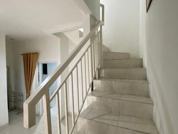 DP BISA DI CICIL Jual Over Kredit Rmh 2LT 149JT di GDC New Anggrek 2 Depok