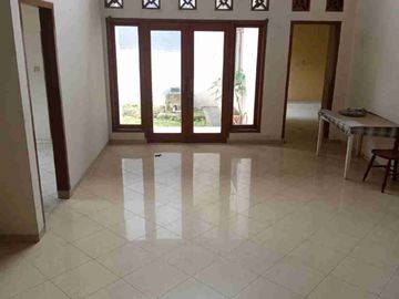 JUAL RUMAH CITRA GRAN CIBUBUR SHM BANGUNAN 2 LANTAI RAPI SIAP HUNI CLUSTER FAVORIT