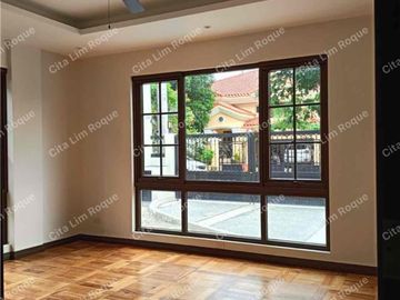 Super Sale Ayala Alabang House and Lot