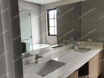 Super Sale Ayala Alabang House and Lot