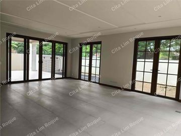 Super Sale Ayala Alabang House and Lot