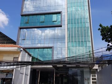Dijual Gedung Siap Pakai di Daerah Mampang Prapatan Jaksel, Lt.410m2, Harga bisa Nego