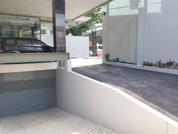 Dijual Gedung Siap Pakai di Daerah Mampang Prapatan Jaksel, Lt.410m2, Harga bisa Nego