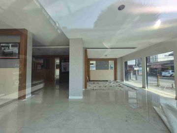 Disewakan Ruang Usaha/workshop dengan Lokasi strategis di Pinggir Jalan Raya Pekayon , bekasi