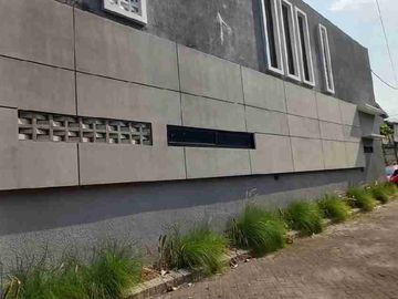 Dijual kos bangunan baru di suhat