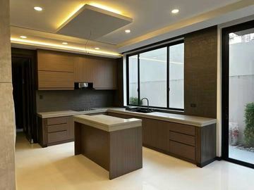 FOR SALE | Brand New Luxury Home with Private Home Lift in BF Homes Parañaque