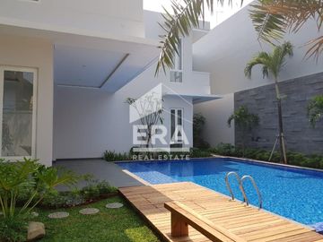 Rumah Mewah 2 Lantai Villa Cibubur Indah Jakarta Timur