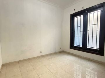 Rumah Wisata Bukit Mas Royal Palais Surabaya Murah SAM.YA6035