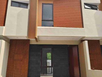 Rumah 2 Lantai Ready Stok Ke LRT 5 Menit Bekasi Timur