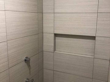 BEST DEAL STUDIO UNIT FOR SALE IN THE VANTAGE AT KAPITOLYO BY ROCKWELL PASIG CITY