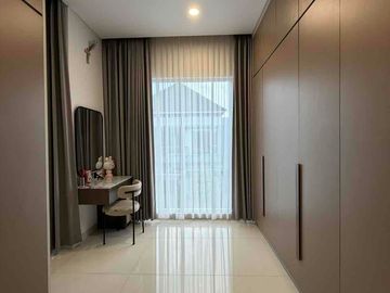 Dijual Cepat Rumah Menteng Village Gading Serpong Rapi Bagus Furnish Murah