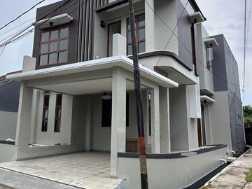 Dijual Rumah Baru Posisi Hook Siap Huni di Graha Bintaro Tangsel RN-16435