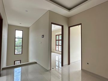 Dijual Rumah Baru Posisi Hook Siap Huni di Graha Bintaro Tangsel RN-16435