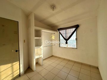 Se VENDE Casa ubicada en Lomas del sol
