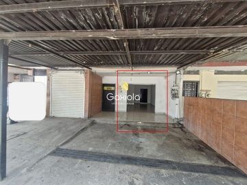Se RENTAN 2 Locales ubicados sobre blvd Madero. Col Las Vegas