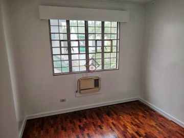 FOR RENT 3-Bedroom Townhouse in Colonnade Townhouses, VV6, Pasig City