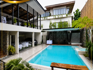 Executive House and Lot For Sale (for Executive and Serious Buyer )