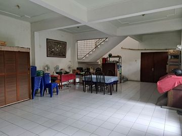 Rumah+Koasan Raya Kutisari Selatan  , Row jalan bisa 4 mobil