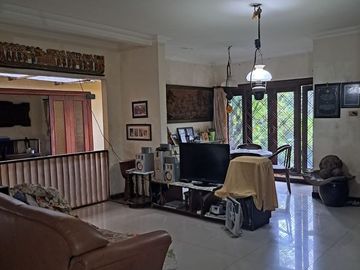 2 rumah (Mirroring) didaerah Penjaringan Sari, Hadap Selatan